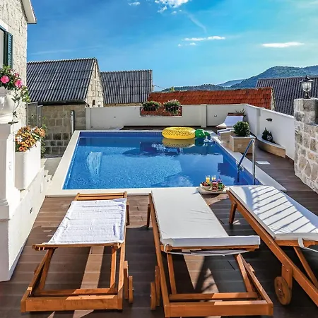 Holiday home Gorgeous In With Outdoor Swimming Pool *